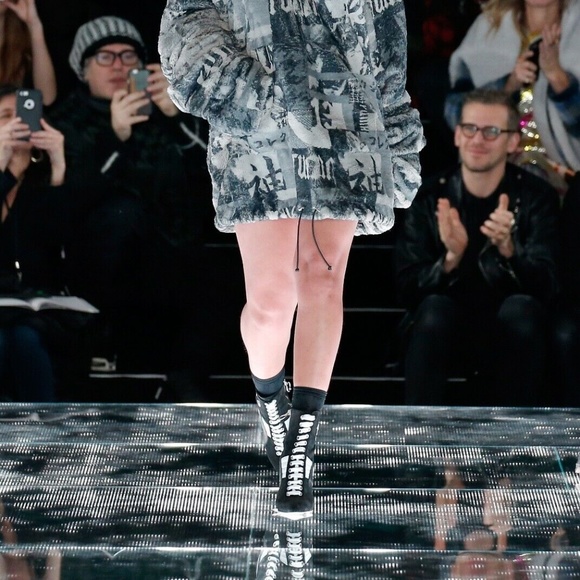 NEW RARE! PUMA Women's x Rihanna Sneaker Booties Heels sz 10 / 11 - Picture 10 of 16